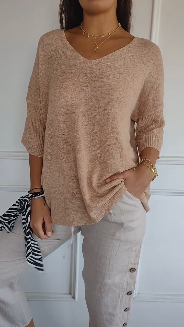 Anna - V-Neck Knit Top