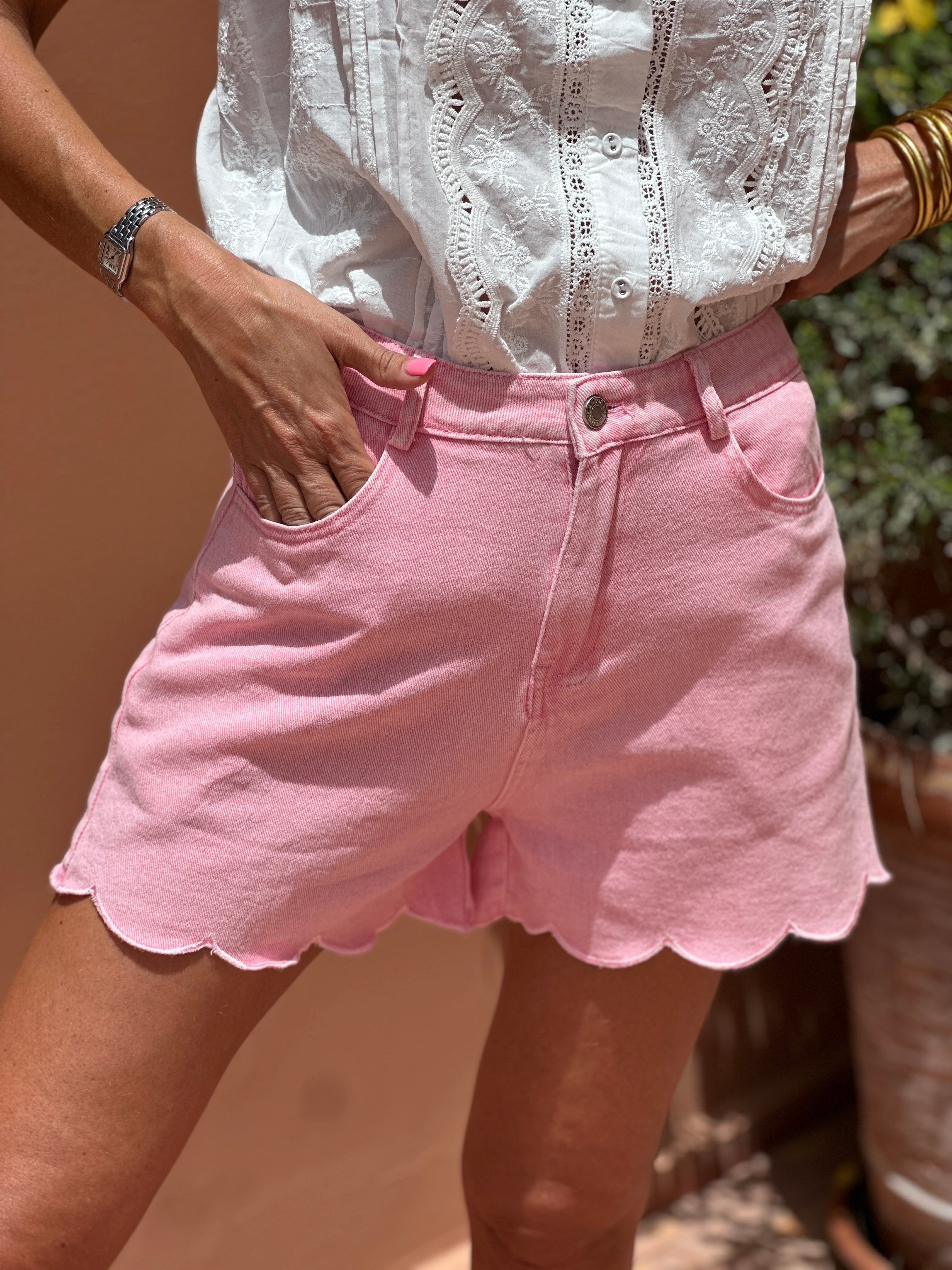 Short Henriette