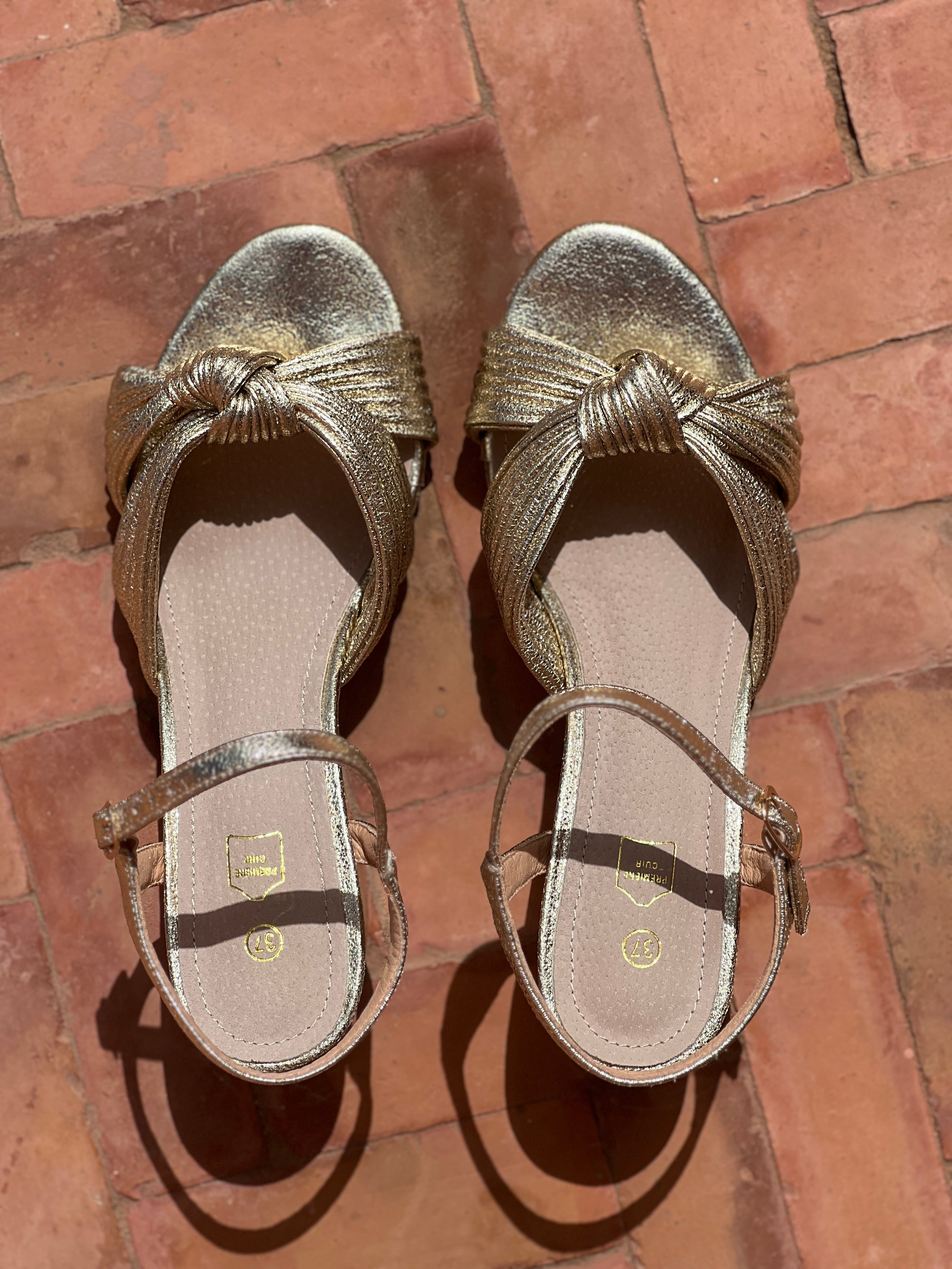 Gloria Sandals