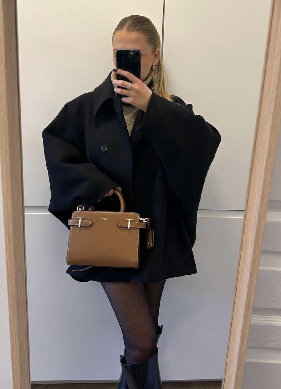 Elvy Paris™ | Oversized Wool Coat