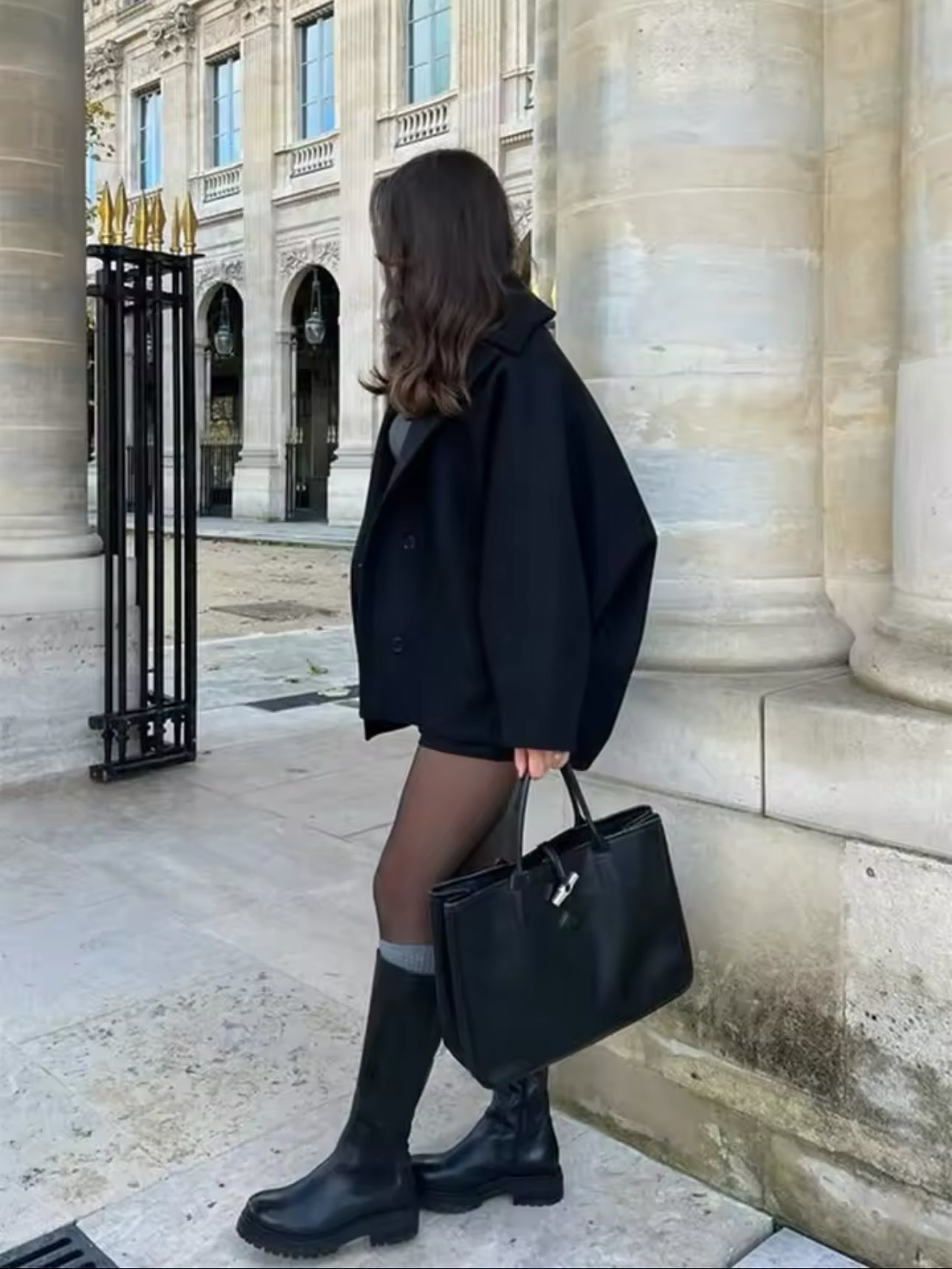 Elvy Paris™ | Oversized Wool Coat